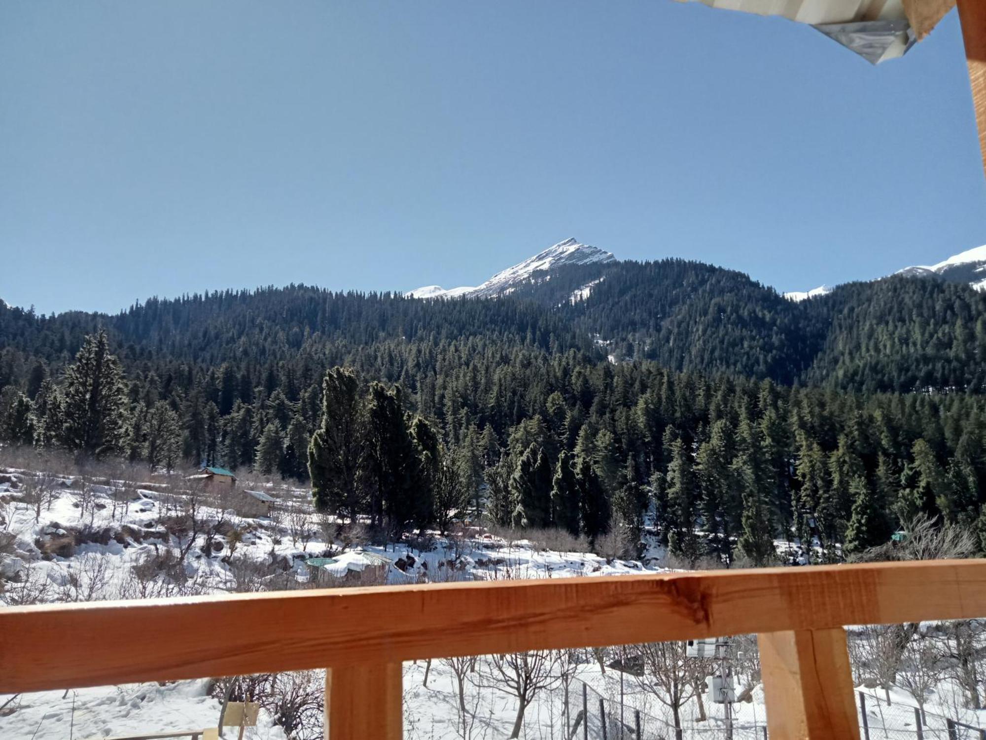 Kalgha Woodstock Villa Rooms&Entirevilla Tulga מראה חיצוני תמונה