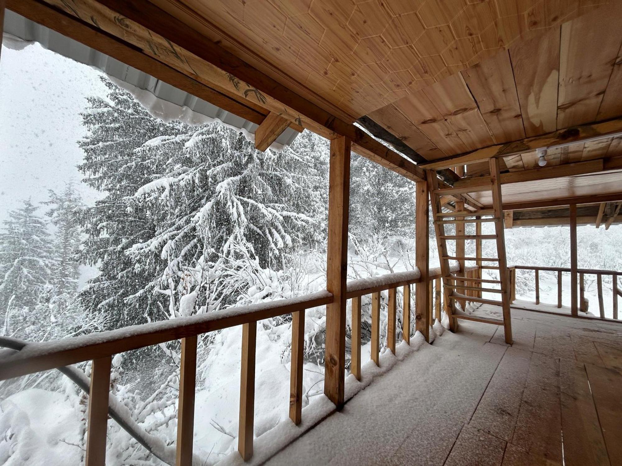 Kalgha Woodstock Villa Rooms&Entirevilla Tulga מראה חיצוני תמונה