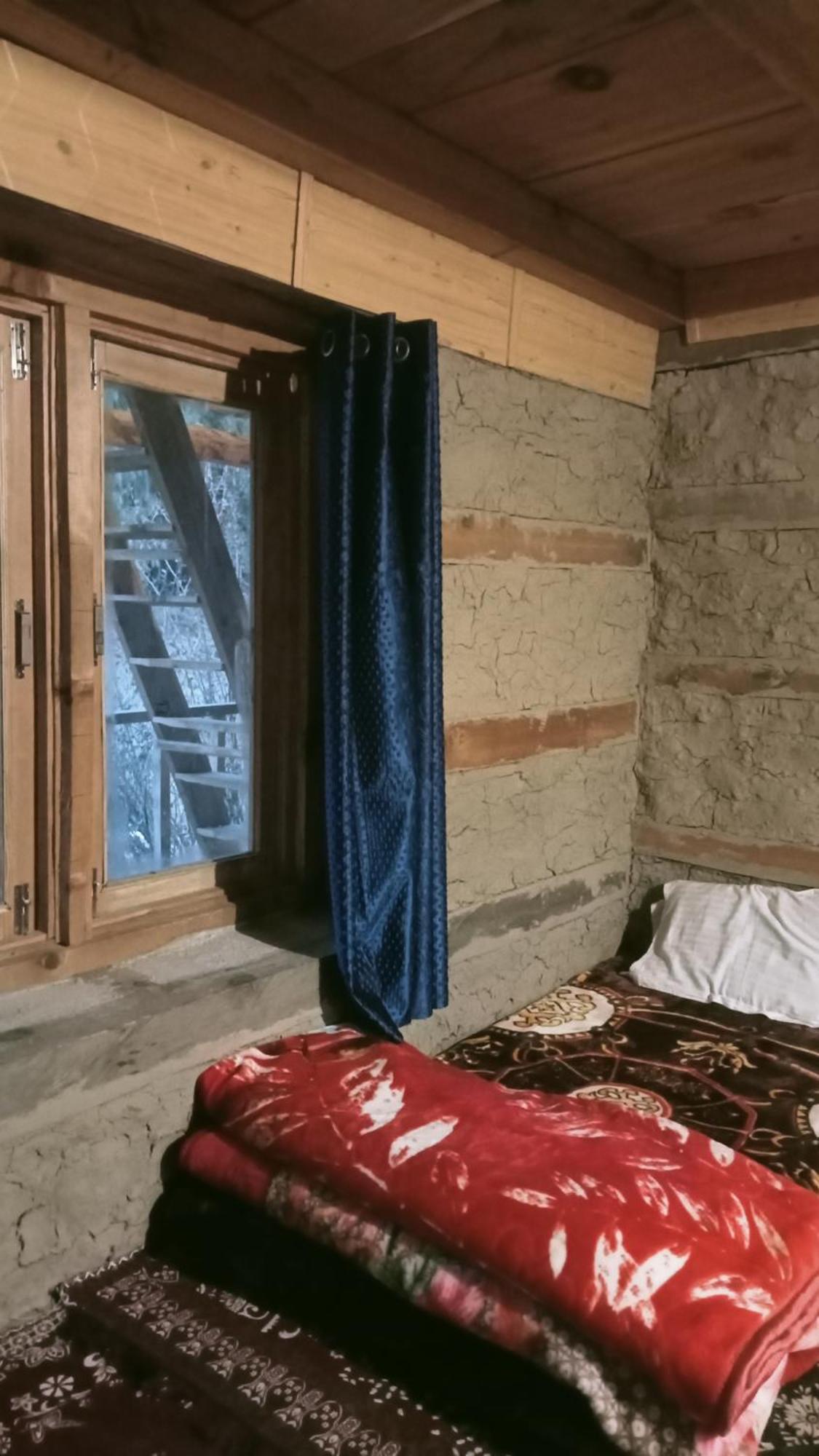 Kalgha Woodstock Villa Rooms&Entirevilla Tulga מראה חיצוני תמונה