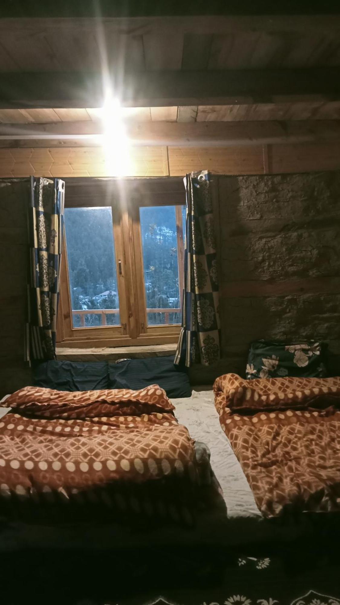 Kalgha Woodstock Villa Rooms&Entirevilla Tulga מראה חיצוני תמונה